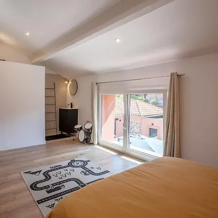 ヴィラ 4 Etoiles, 300m2, 700 M Plage, 5 Min Du Centre Saint-Raphaël