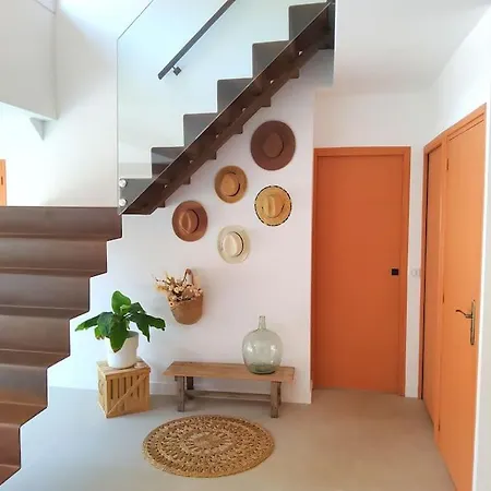 4 étoiles, 300m2, 700 M Plage, 5 Min Du Centre Villa *