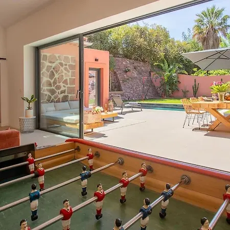 4 Etoiles, 300m2, 700 M Plage, 5 Min Du Centre Вилла