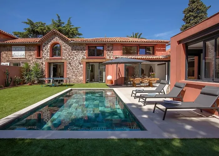 Villa 4 Etoiles, 300m2, 700 M Plage, 5 Min Du Centre Saint-Raphaël