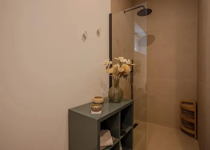 4 Etoiles, 300m2, 700 M Plage, 5 Min Du Centre Saint-Raphaël