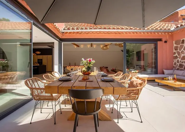 4 Etoiles, 300m2, 700 M Plage, 5 Min Du Centre Villa Saint-Raphael (Var)