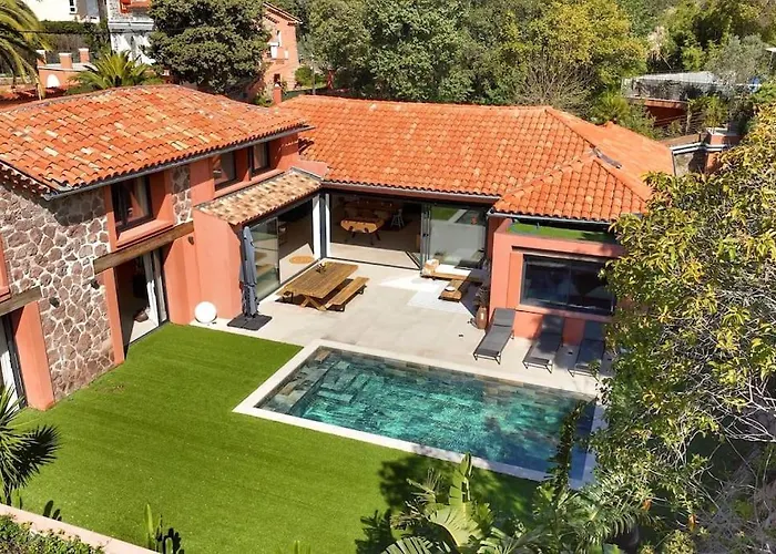 4 Etoiles, 300m2, 700 M Plage, 5 Min Du Centre * Saint-Raphael (Var)